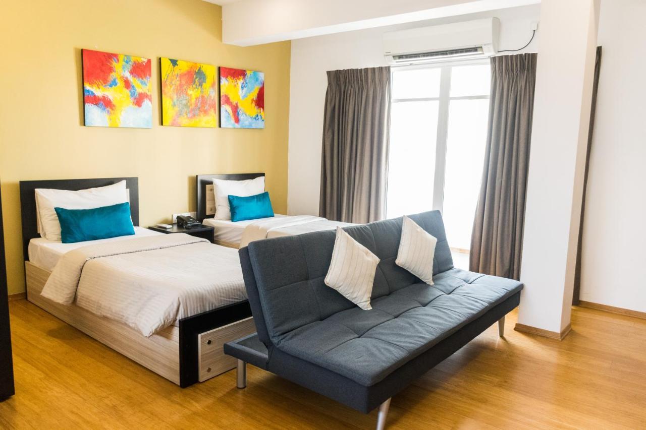Amber Fr 16 - Colombo Apartment Bagian luar foto